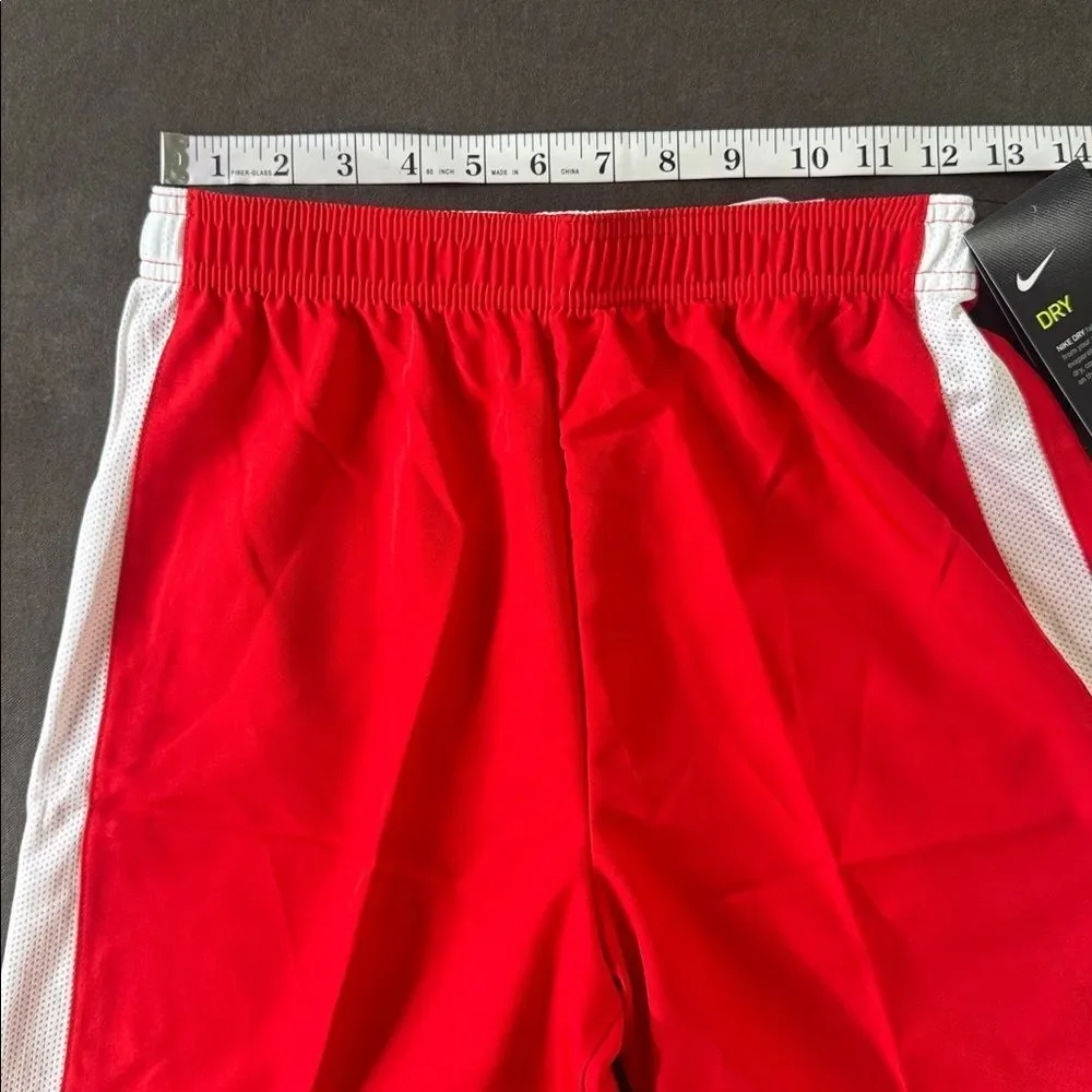 Nike Youth Unisex Red Sport Shorts Dry 894129-657 Size L NWT